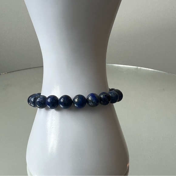 Handmade genuine gemstone bracelet. This Lapis Lazuli bracelet is adjustable. - Picture 2 of 4